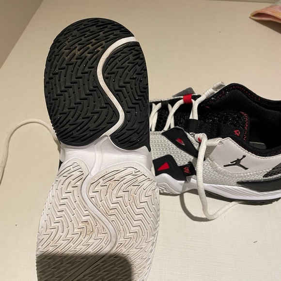 JORDAN WESTBROOK ONE TAKE GS BASKETBALL SHOES - Picture 4 of 5